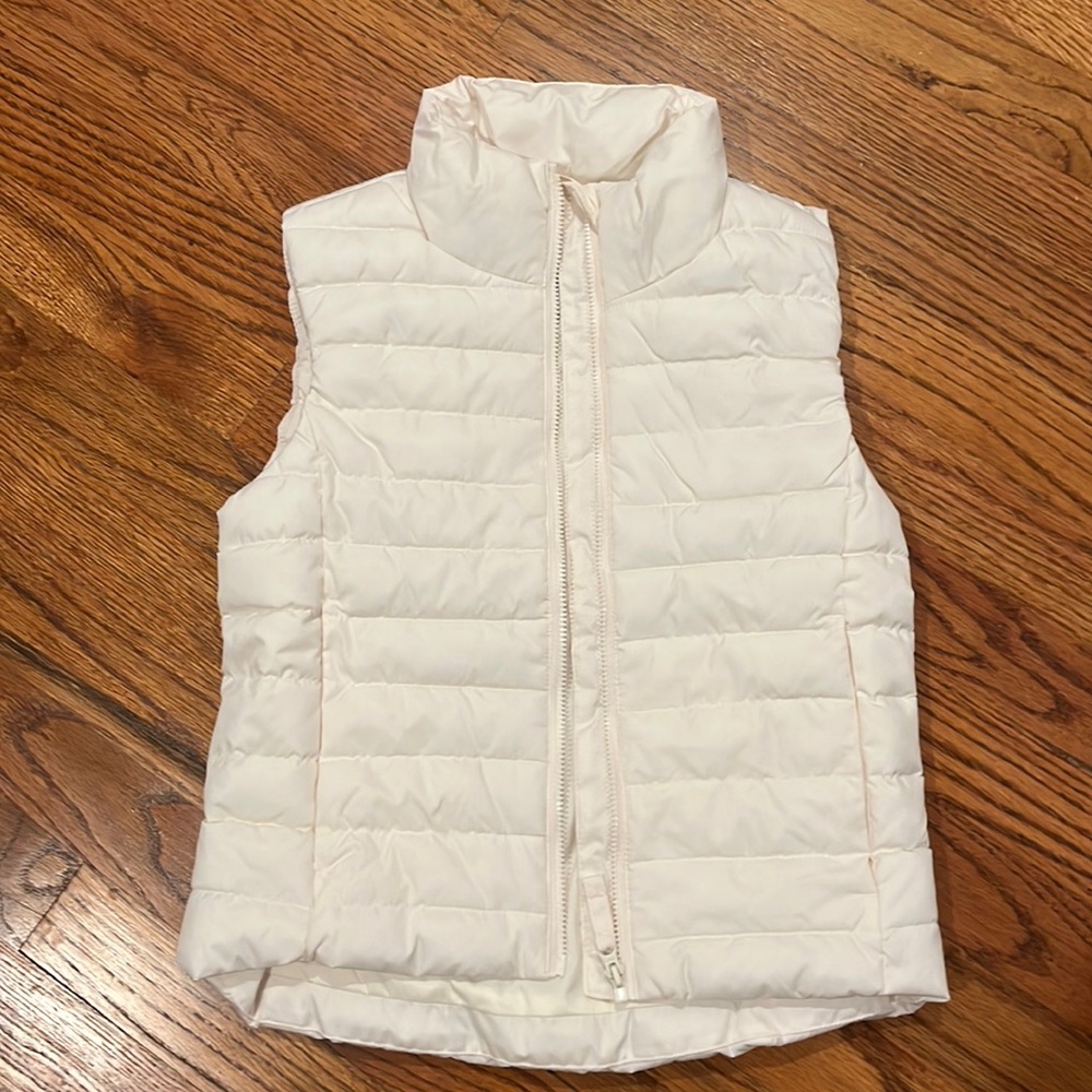 Girls puff vest